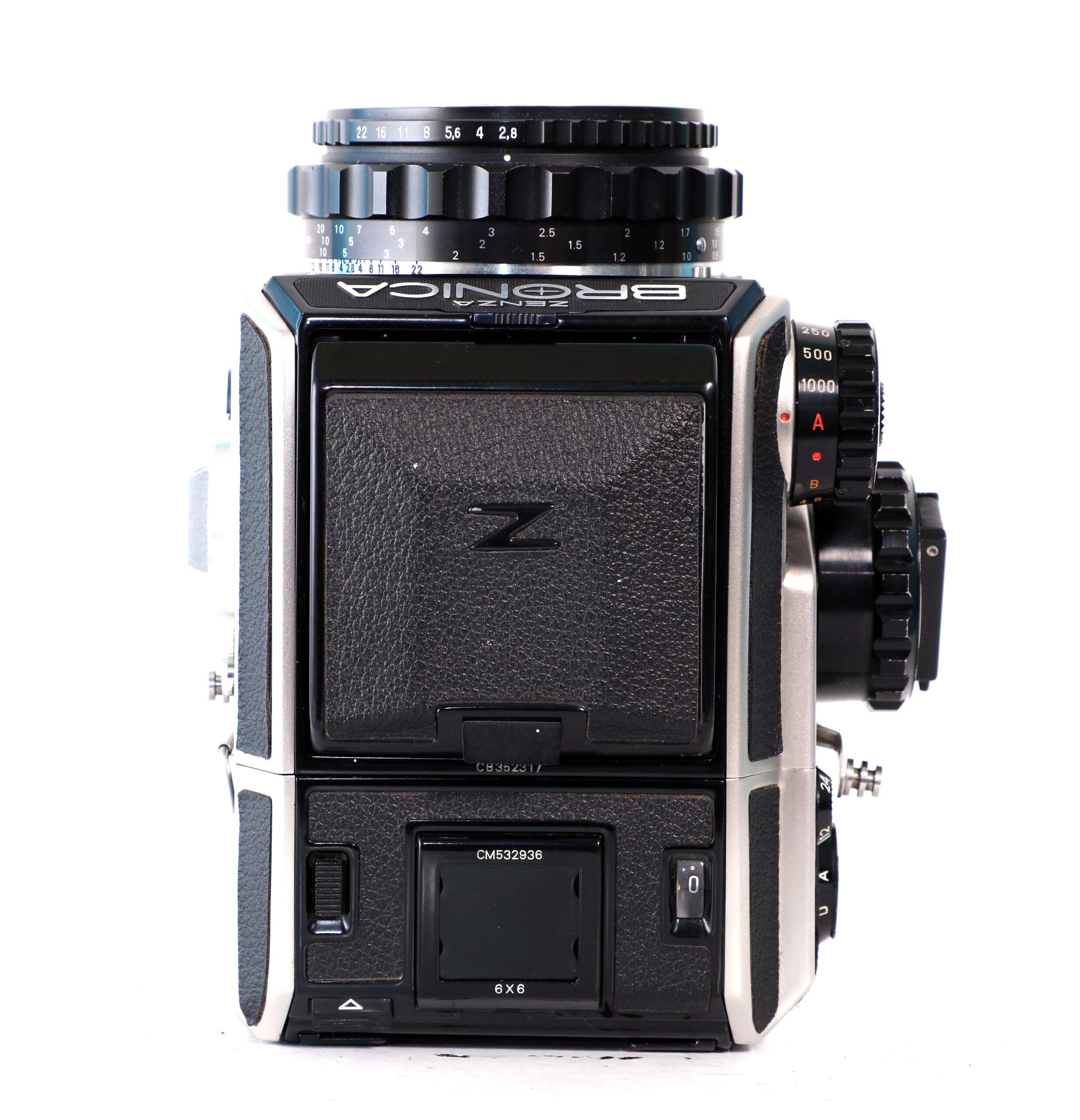 BRONICA EC-TL /ZENZANON MC 80mm F2.8 Carl Zeiss Jena DDR