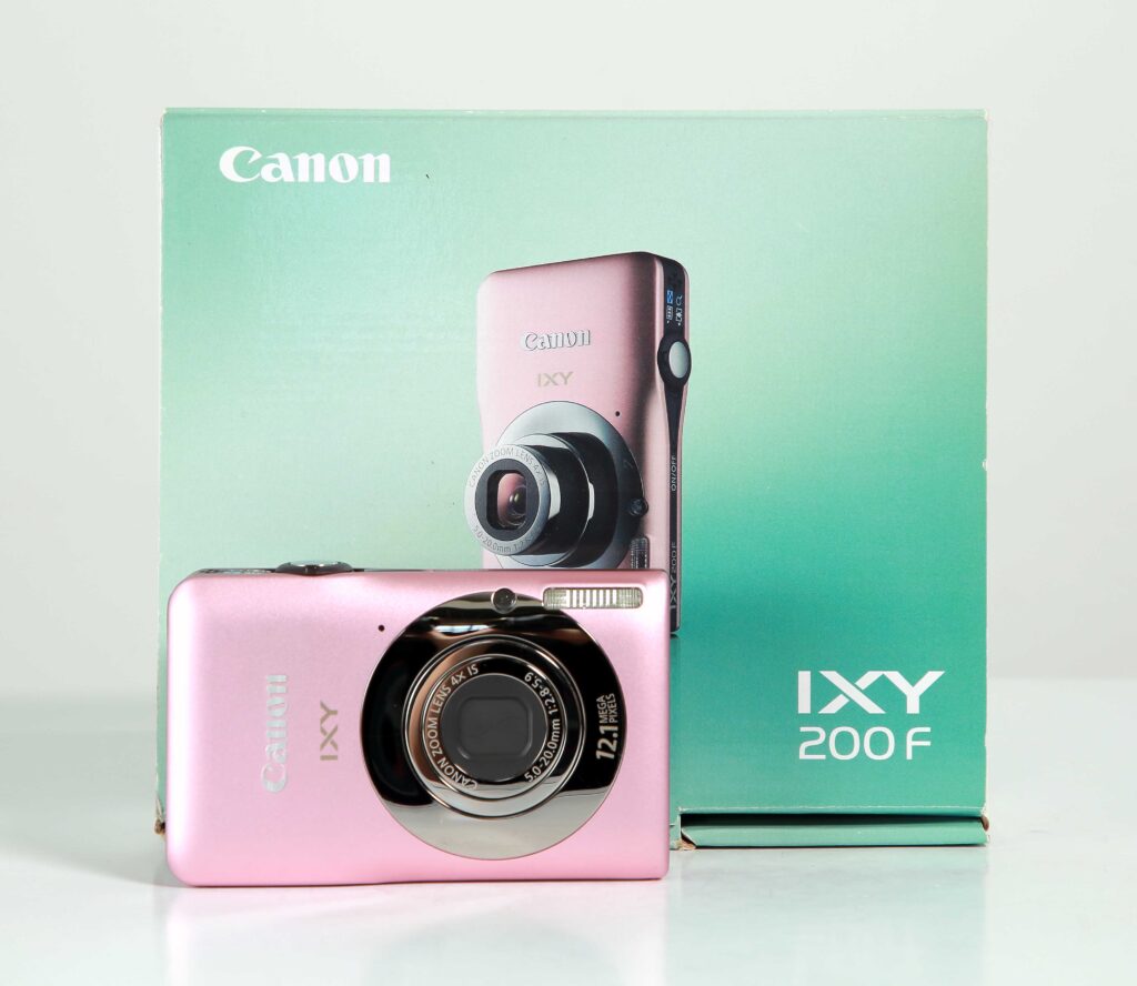 CANON IXY 200F PK - 新潟県で中古カメラ・中古レンズの高価買取なら