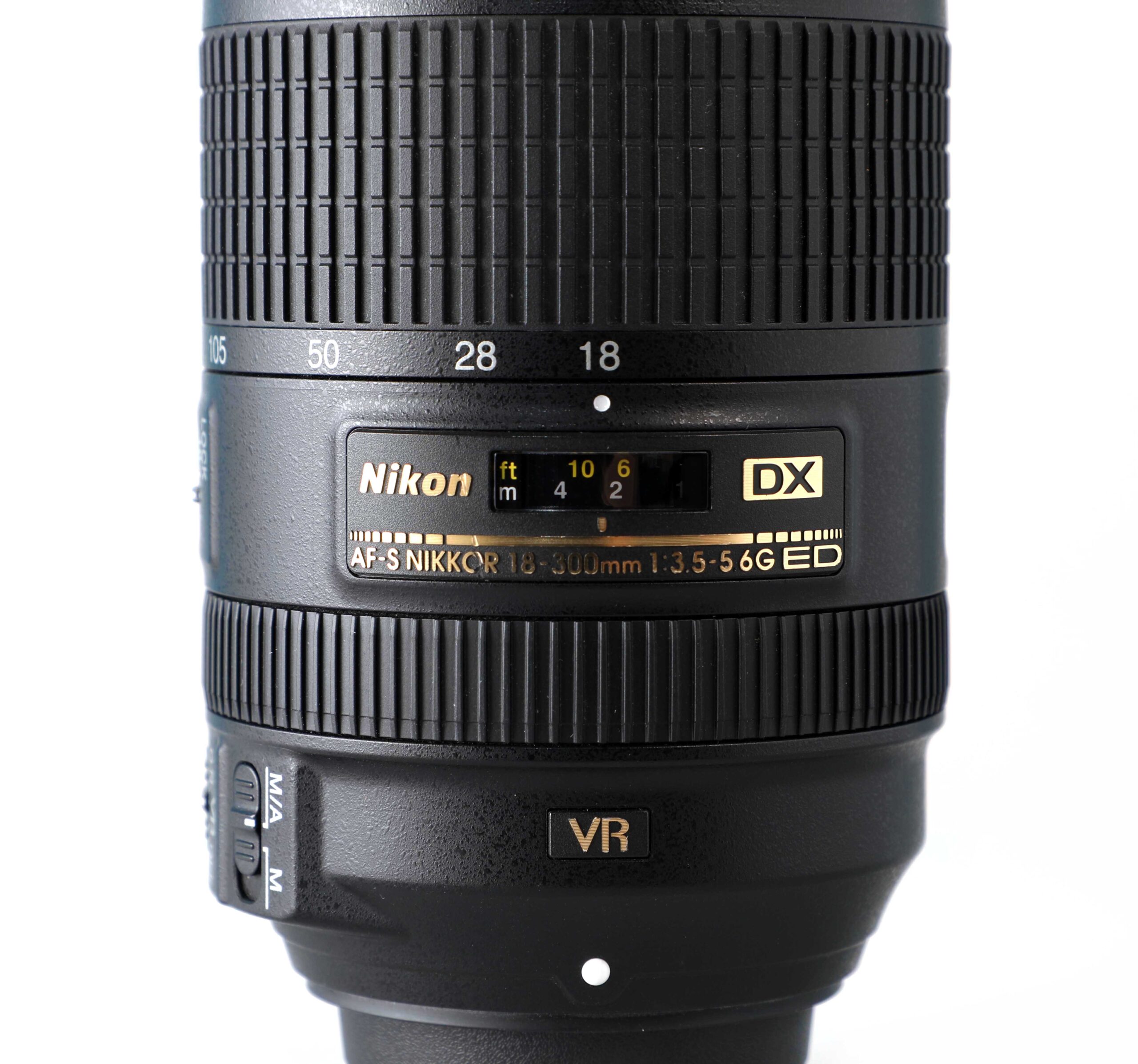 NIKON AF-S NIKKOR 18-300mm F3.5-5.6 G ED VR