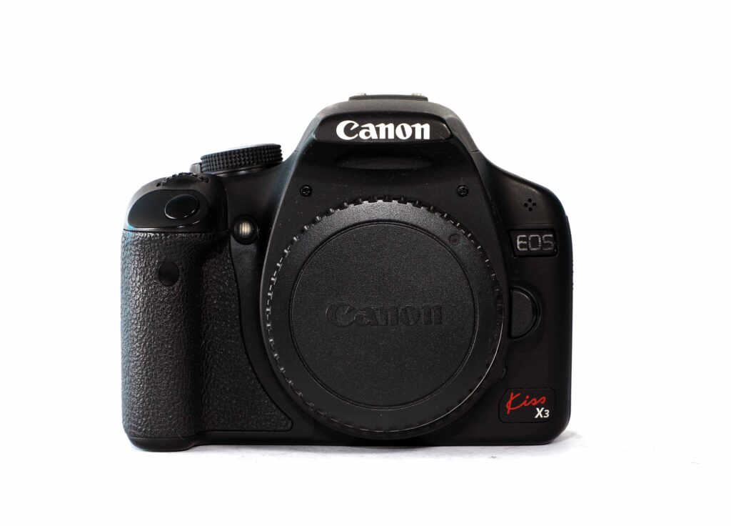 CANON EOS Kiss X3 - 新潟県で中古カメラ・中古レンズの高価買取なら