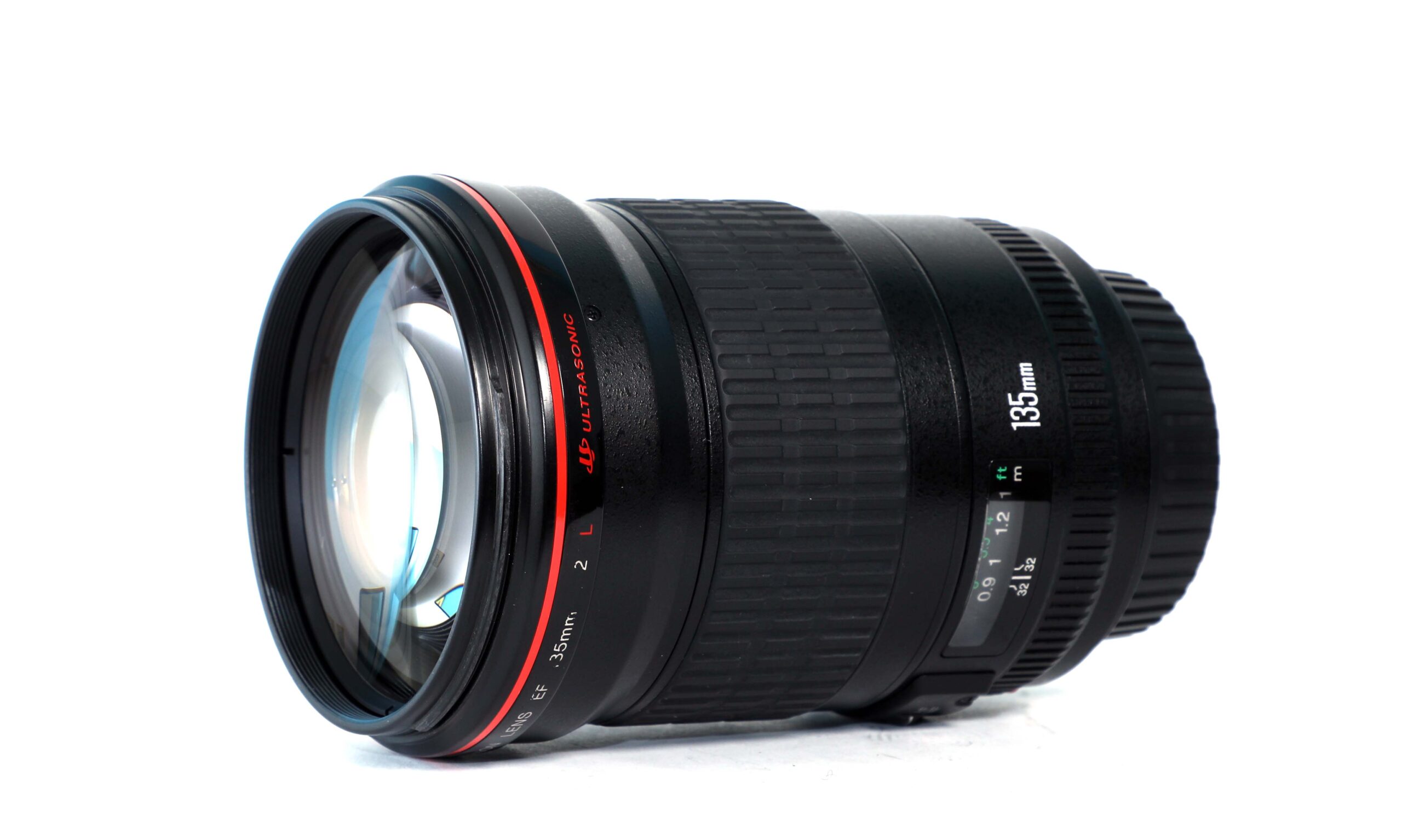 CANON EF 135mm F2 L USM