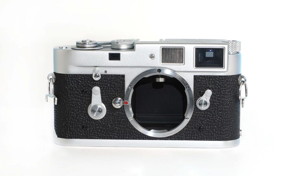 LEICA M2 シリアルナンバー 100万番台 メンテナンス査定表 有り - 新潟