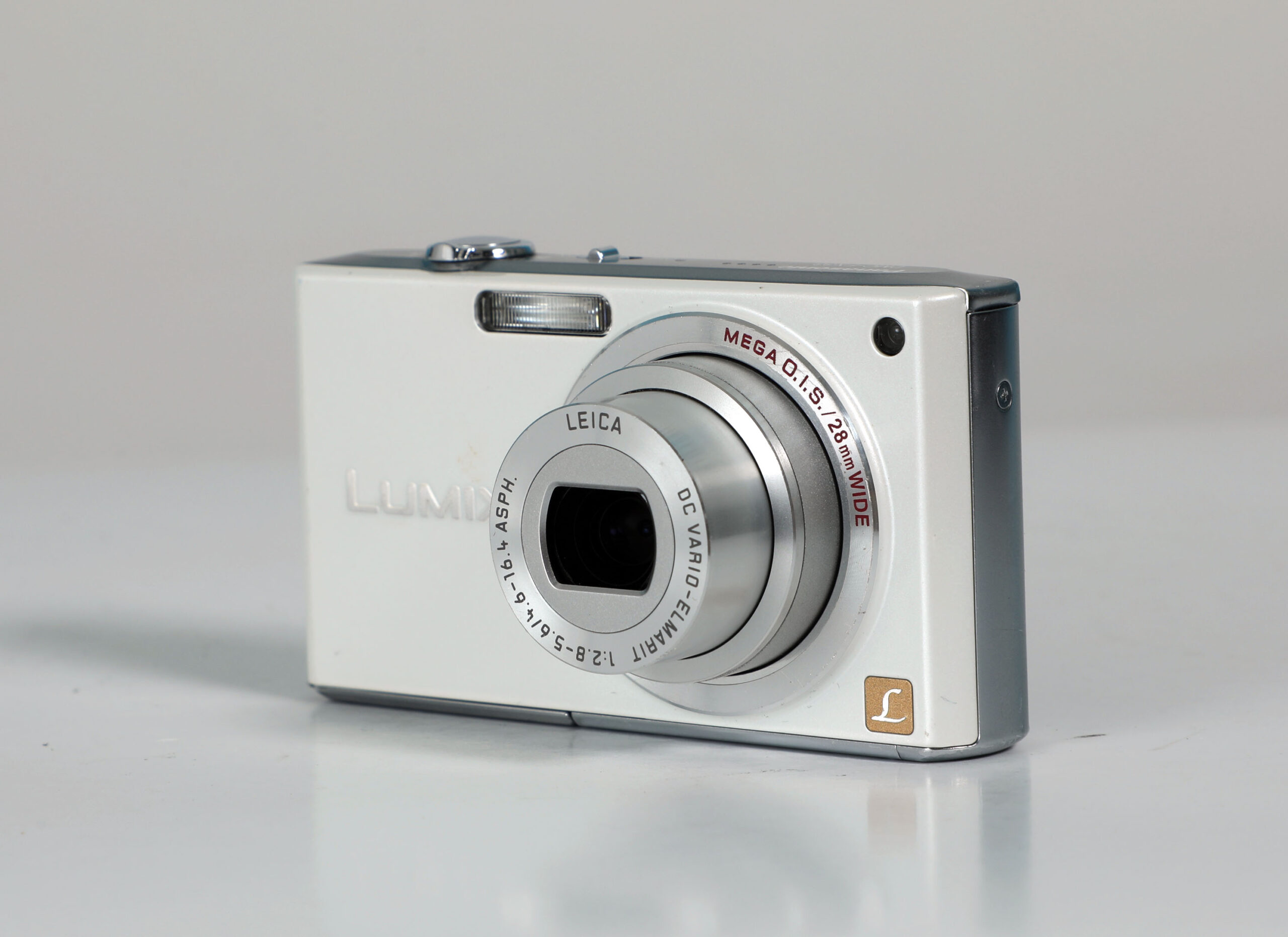 PANASONIC LUMIX DMC-FX33