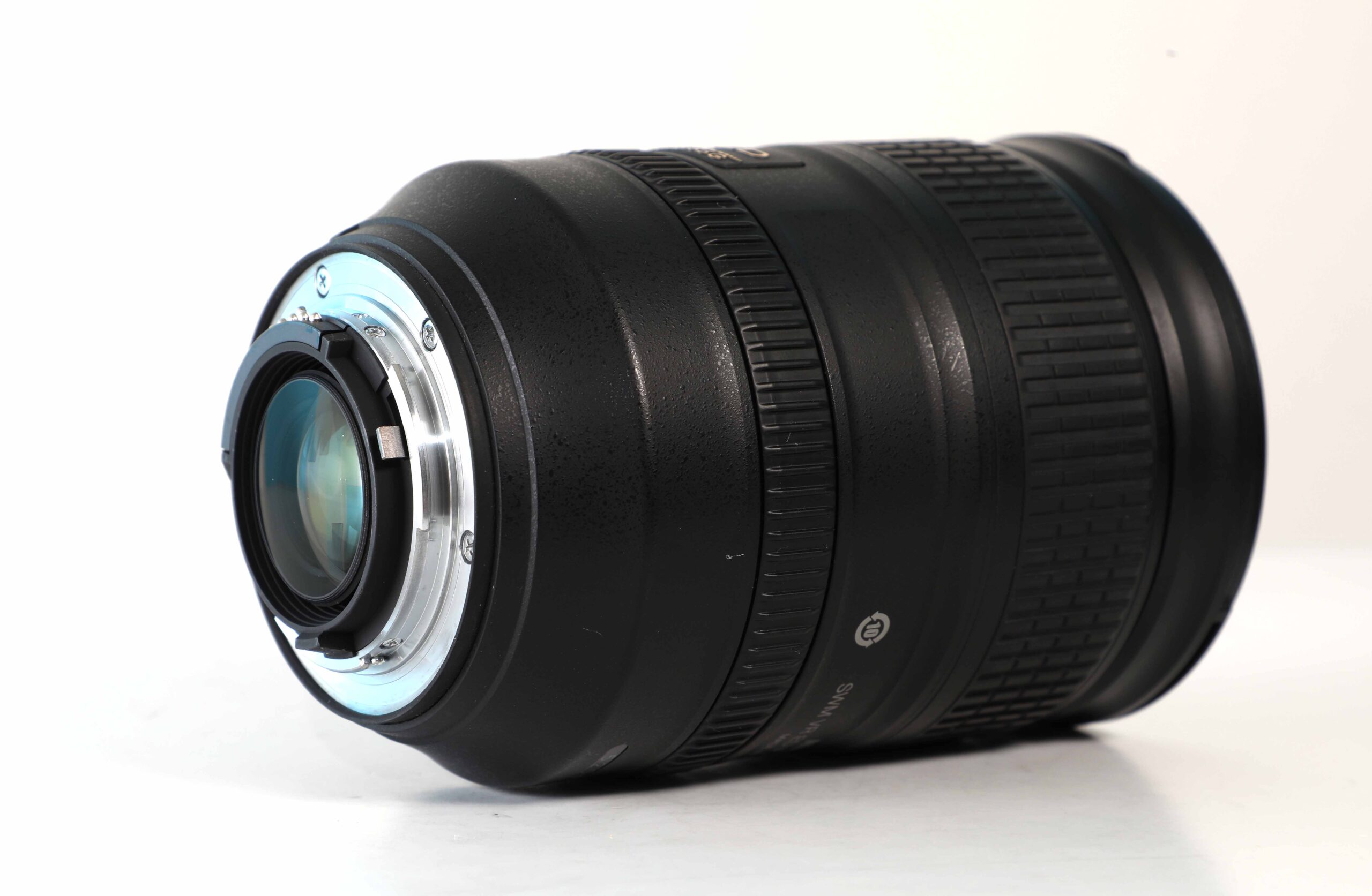 NIKON ED AF-S NIKKOR 28-300mm F3.5-5.6 G VR