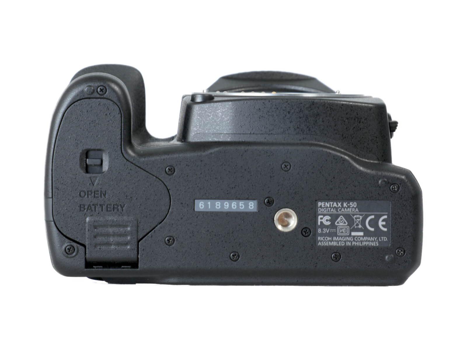 PENTAX ペンタックス K-50 単三電池 デジタル一眼カメラ