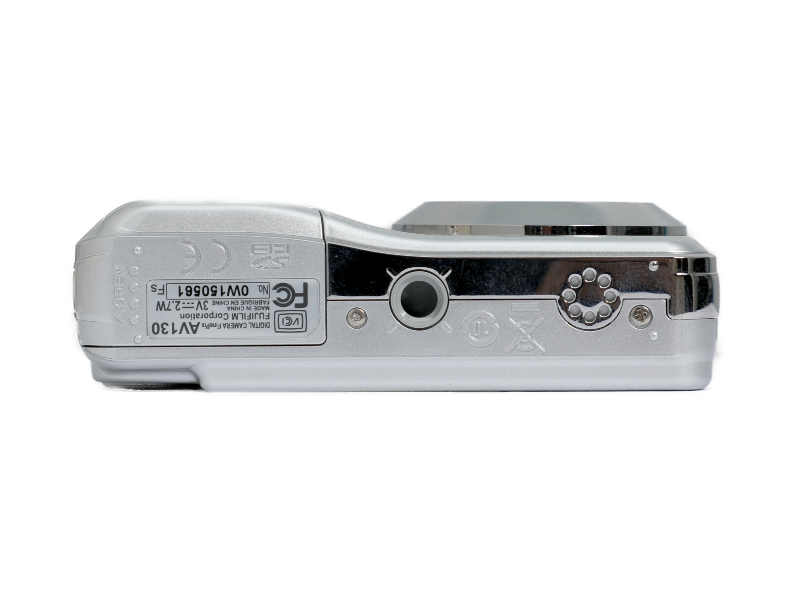 FUJIFILM フジフィルム FINEPIX AV130 コンパクトデジカメ 単三電池 150561