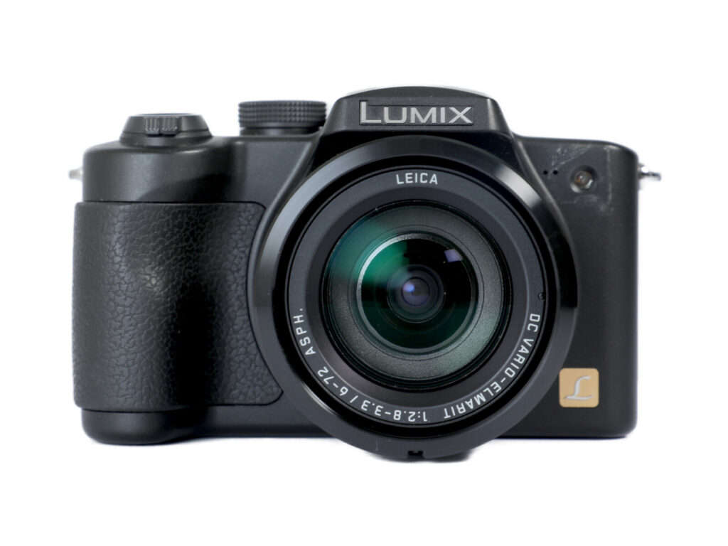 Panasonic DMC-FZ5 デジカメ 動作確認済 良品 充電池追加 Panasonic DMC-FZ5 デジカメ 動作確認済 良品 充電池追加 - メルカリ
